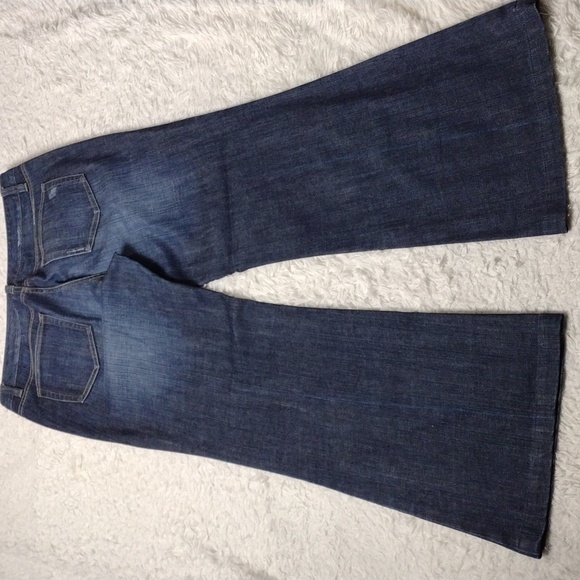 ELIE Tahari Blue Dark Wash Light Distressed  Mid Rise Flare Leg Denim Jeans - Picture 11 of 15